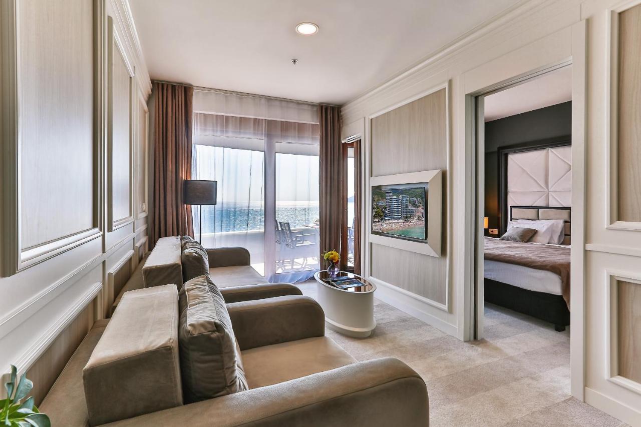 Palacio Del Mar Hotel บุดวา ภายนอก รูปภาพ